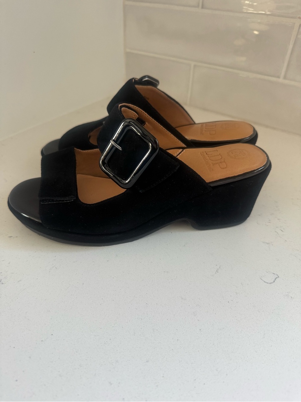 L’Amour Des Pieds Minetta Suede Platform Slides NWOB $255 Retail - Picture 2 of 8